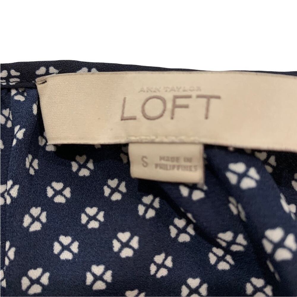 LOFT blouse top. Shirt. Blue white print‎ size Small - Picture 5 of 5
